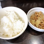 油そば専門 兎  - 