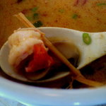 バンセンストア - プリプリのエビやレモングラスもたっぷり入った「トムヤムクン」