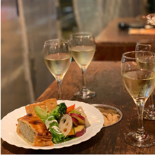 ワイン立ち飲み処 アニバーサリー2001_1