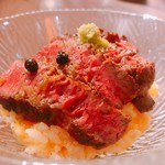 黒毛和牛焼肉 白か黒 - 忘年会コース限定のビフトロ飯