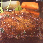 多津味 - 牛ロースステーキのアップ