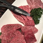 焼肉おくう - 