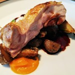 Le Trefle - Plat メイン料理　鶏もも肉､スダチ､人参､赤ワインソース　