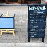 Le Trefle - 店先の案内
