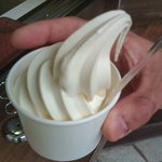 杉養蜂園 - ソフトクリーム