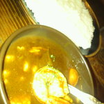 ヴィラ・アフガン - シーフードカレー　映り悪いです