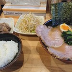 横浜ラーメン 北村家 - ジューン✨チャーシュー麺です✨