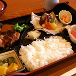 源池茶寮 - ランチ　煮魚盆