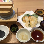 Tsukiji Shokudou Genchan - かしわ天ぷら定食 950yen+税
