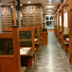 Kokusangyuu Yakiniku Tabehoudai Nikushou Sakai - 店内