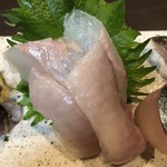 Sankai - 山海おまかせ定食 1,500円
                スズキカマ塩焼き、刺身盛合せ、ブロッコリーとアラフレーク、サラダ、アラ入り味噌汁、ご飯大盛