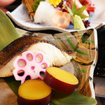 天ぷら・割烹 つかごし - 