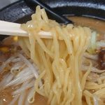 Ramen Tonta - 麺アップ