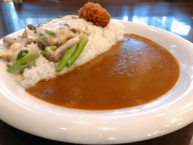 インドのとなり たまプラーザ店 たまプラーザ カレーライス 食べログ インドのとなり たまプラーザ店 たまプラーザ カレーライス 食べログ