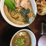 麺の風 祥気 - 魚介鶏骨つけそば 大盛  ランチ肉めし