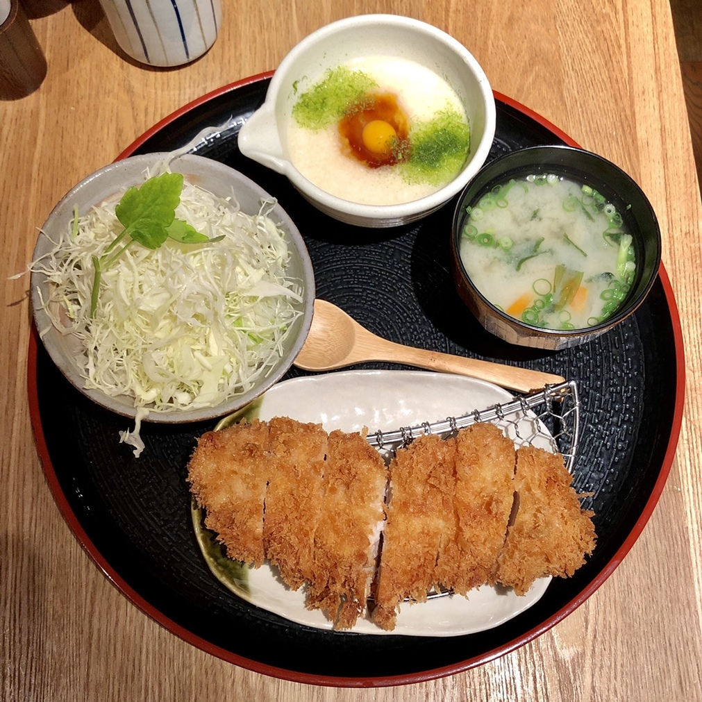 【閉店】名代とんかつ かつくら 梅田茶屋町店 （なだいとんかつ かつくら） - 大阪梅田（阪急）/とんかつ | 食べログ 名代とんかつ かつくら... 