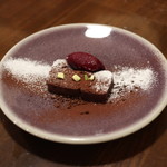 濃厚なチョコレートのテリーヌ&カシスのアイスクリーム