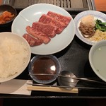 焼肉家 KAZU 神楽坂 - 