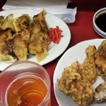 ぎょうざの美鈴 - 念願の最強カップル。ビールと餃子。