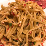 Mari iida - 【2018年10月】牛とろまぜそば(150g)＠1,100円、マゼマゼして頂きます。