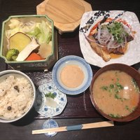 御影蔵 丸ビル - たっぷり温野菜と魚膳、