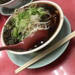 新福菜館 - 中華そば（小） 600円