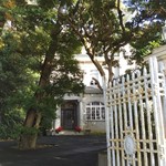 ヴィラ・デル・ソル - 門扉も図書館時代のもの