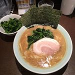 いずみ家 - 並＋ほうれん草