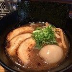 麺や 幸村 - 徳のせ魚介豚骨ラーメン 900円