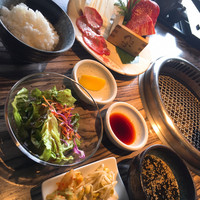 焼肉 べこ亭 たまプラーザ本店 - 