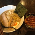 Hisashi - ラーメン(大盛) ソースカツ丼