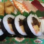 Shinkai Sushi - 盛り合わせ  太巻きデカイ