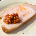 肉山 - チリマスタードをのせて！