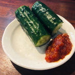 肉山 - もろきゅう