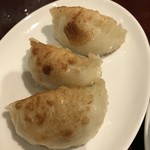 萬珍樓點心舗 - 蒸し焼き餃子