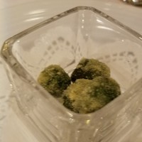 ポム・ダダン - 