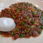 神戸元町別舘牡丹園 - 
            牛肉崧飯
            （牛ミンチの自家製オイスターソースを使用された「炒めかけごはん」）
            ('2018.12月)