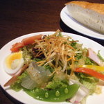 Toru - サラダ＆フォカッチャ