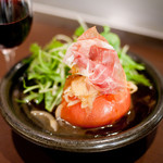 Ikkakujuu - トマトと生ハムのモッツァレラチーズ焼き