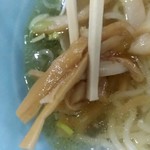 中華料理 おがわ - 【2018.12.7(金)】中国そば(並盛)702円のメンマ