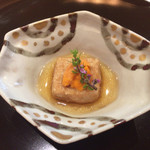 一心鮨 光洋 - 揚げ出し胡麻豆腐のウニ乗せ