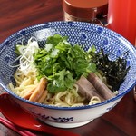 東京煮干屋本舗 - パクチー油そば