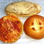 米粉パン トゥット - 揚げパン(きな粉)  チーズおやき  チーズ丸