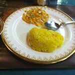 シャングリラ - 2011-10-07　ビジネスランチのサフラン（ギー）ライスとサラダ