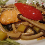 懐石カフェ 蛙吉 - 11年9月　サーモン秋衣仕立て