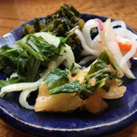 とんかつ ひろまつ - 副菜。毎回違って美味しくて好き。