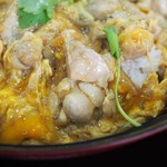 登利亭 - 対馬地どり親子丼アップその２