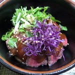 金澤屋牛肉店 - ステーキ丼のアップ