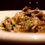 ボッテガ - トリッパ、ギアラ、小腸の煮込み