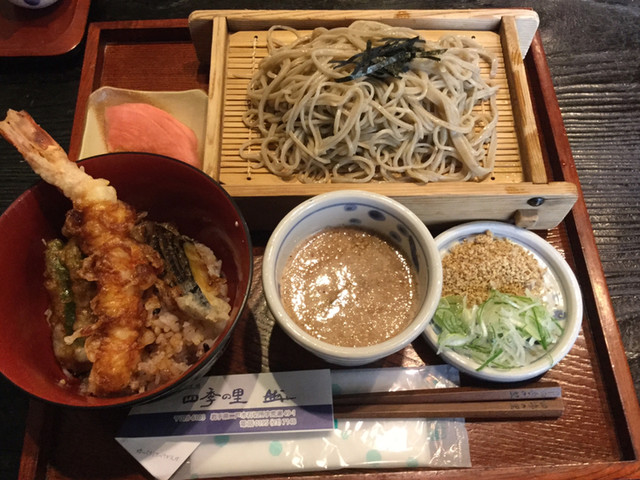 自助工房 四季の里（じじょこうぼう しきのさと） - 二戸（そば）の写真